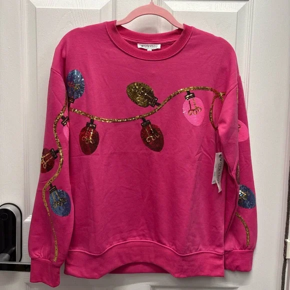 WORKSHOP NWT PINK Christmas Lights Long sleeve Top Size Medium - Picture 4 of 5
